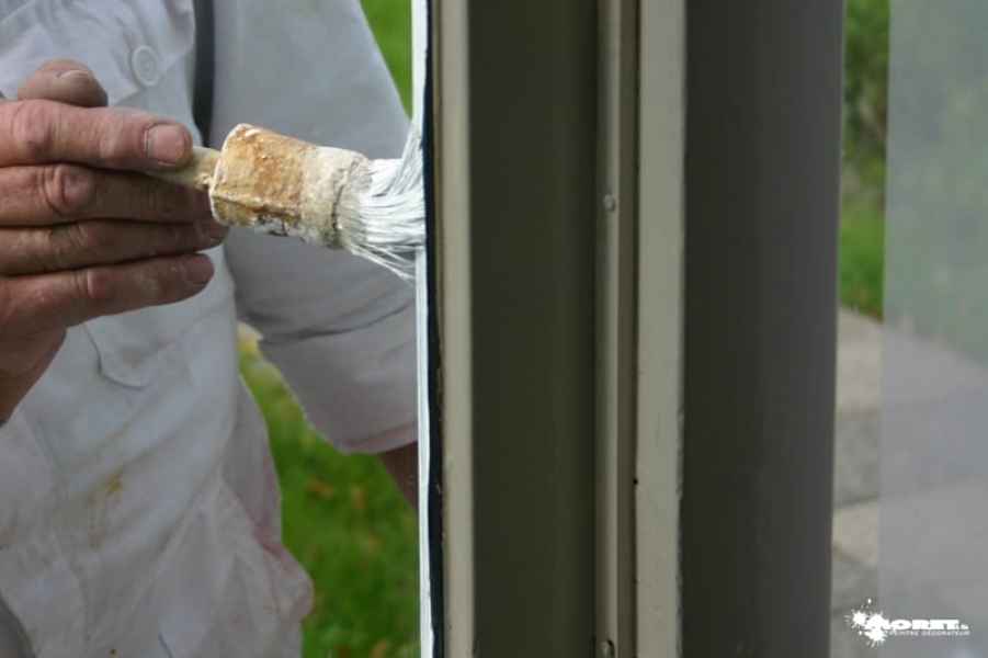 renovation chassis bois peinture blanche entreprise batiment moret