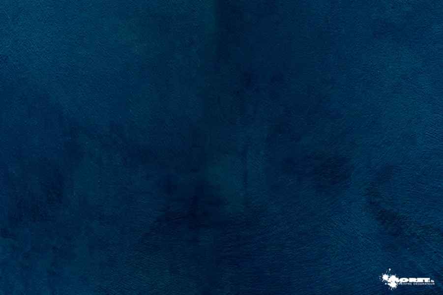 peinture chaux naturel coloration bleu lapis lazuli application brosse artisant peintre decorateur moret