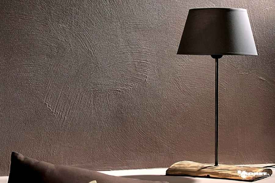 resultat peinture chaux naturel coloration taupe application spatule mur salon artisant peintre decorateur moret