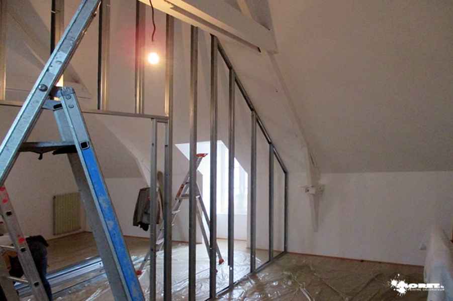 montage cloison separation comble toit artisant decorateur moret