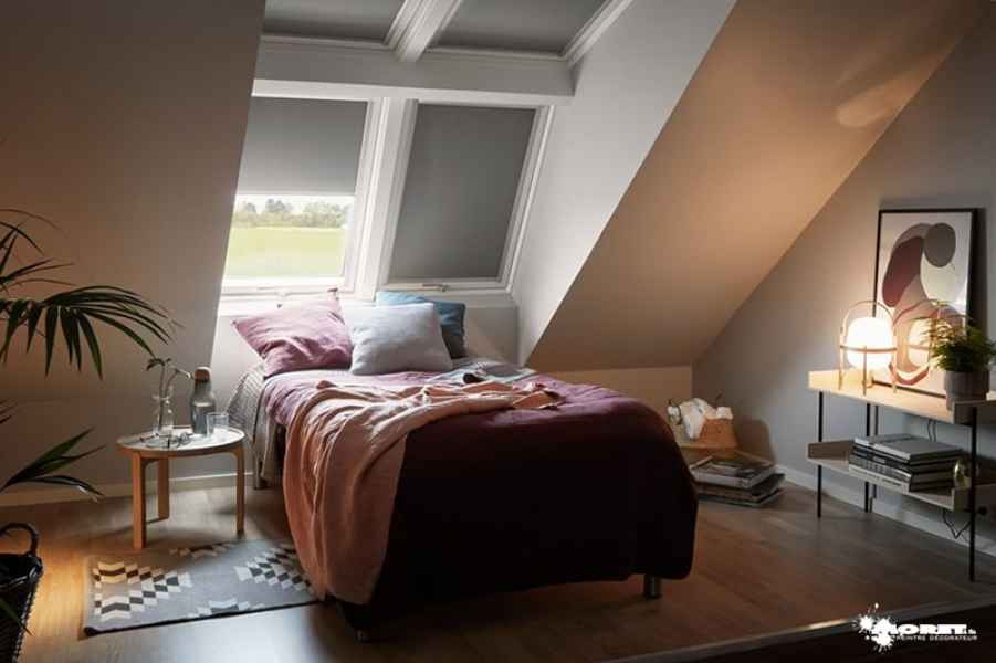 installation store occultant velux chambre mansarde entreprise decorateur interieur moret