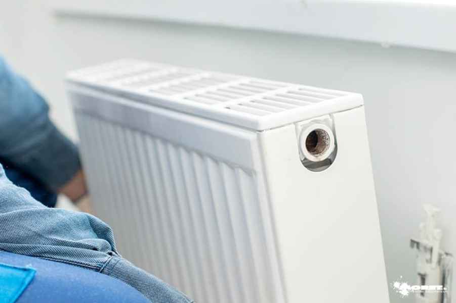 demontage radiateur mise peinture entreprise peintre decorateur interieur moret