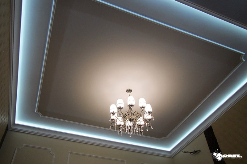 Montage corniche lumineuse led plafond - Entreprise peintre décorateur intérieur Moret